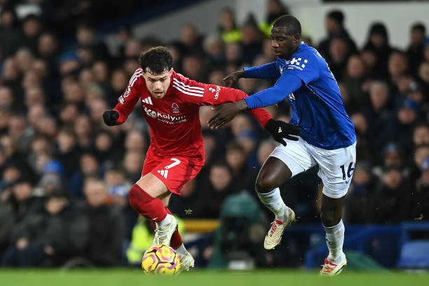 对足球爱好 对足球爱好